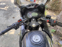Bajaj Pulsar 220F