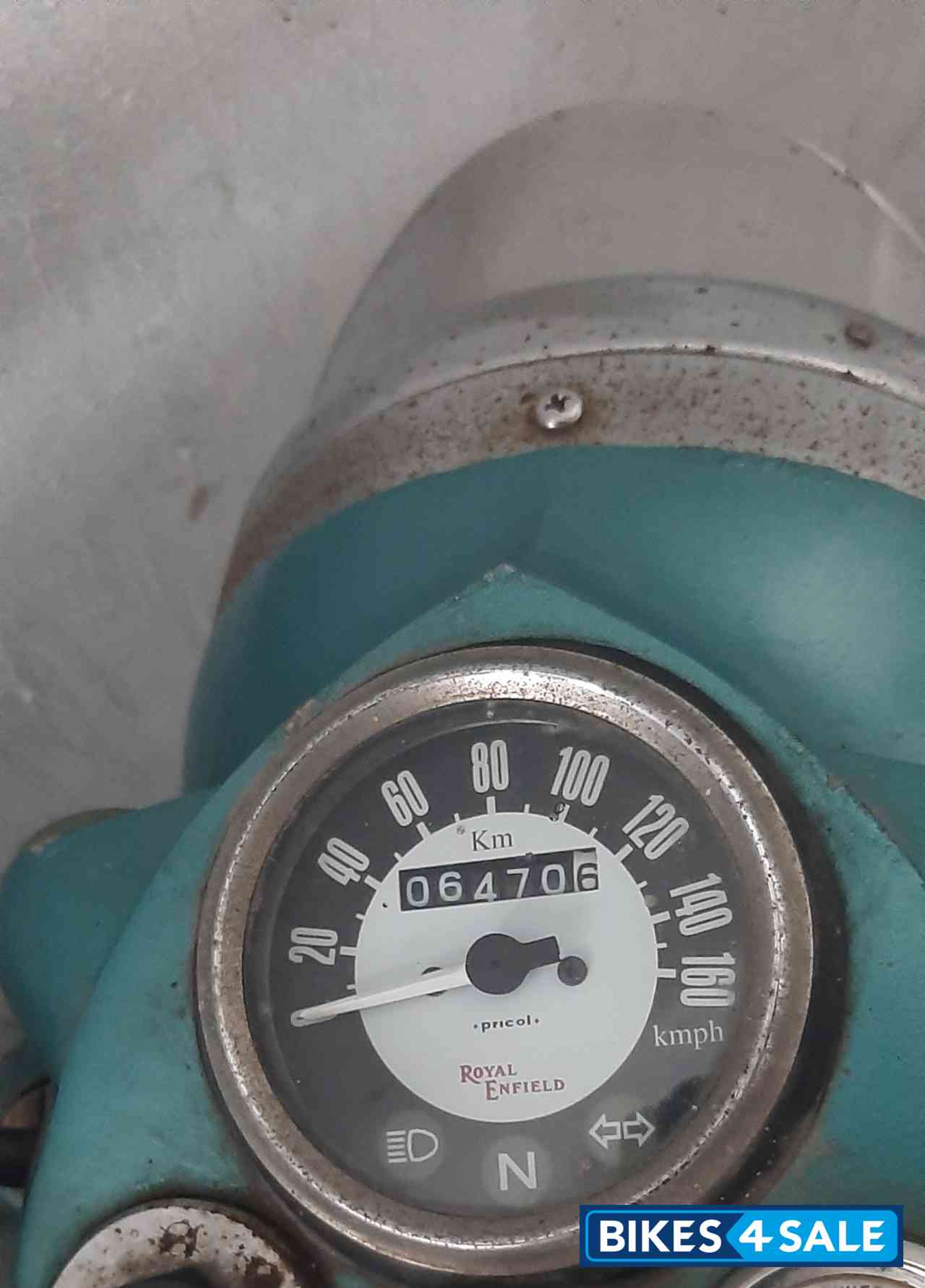 Blue Royal Enfield Bullet 500