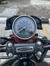 Black Bajaj Avenger Street 160