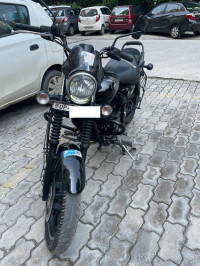 Black Bajaj Avenger Street 160