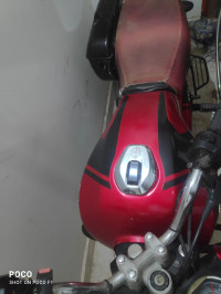Wine Red Bajaj V15