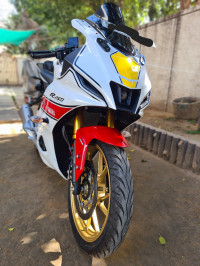 Red And White Yamaha R15M WGP 60th Anniversary Edition