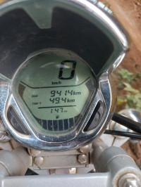 Bajaj Avenger 220 DTS-i