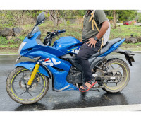 Blue Suzuki Gixxer SF Fi