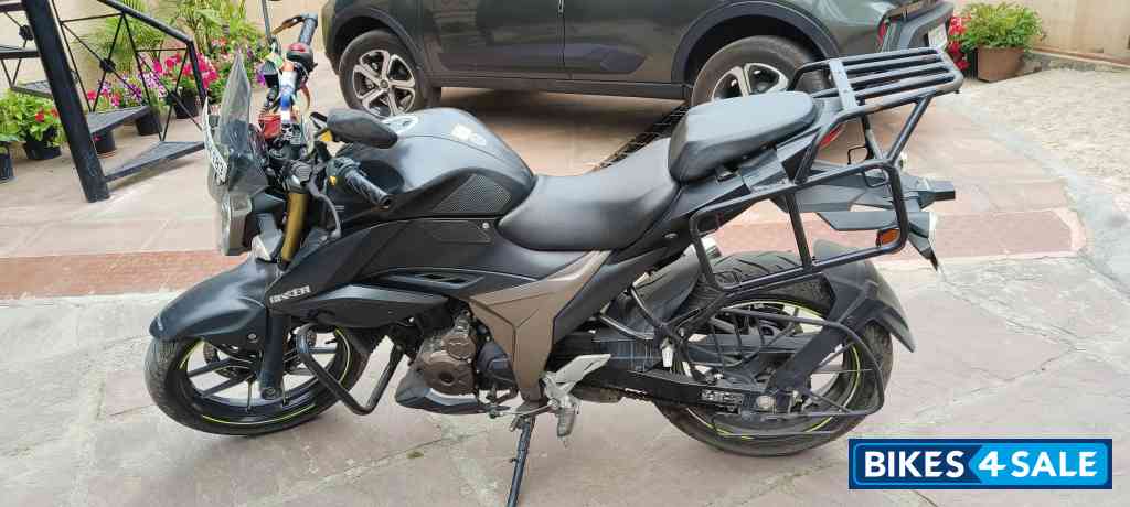Suzuki Gixxer 250
