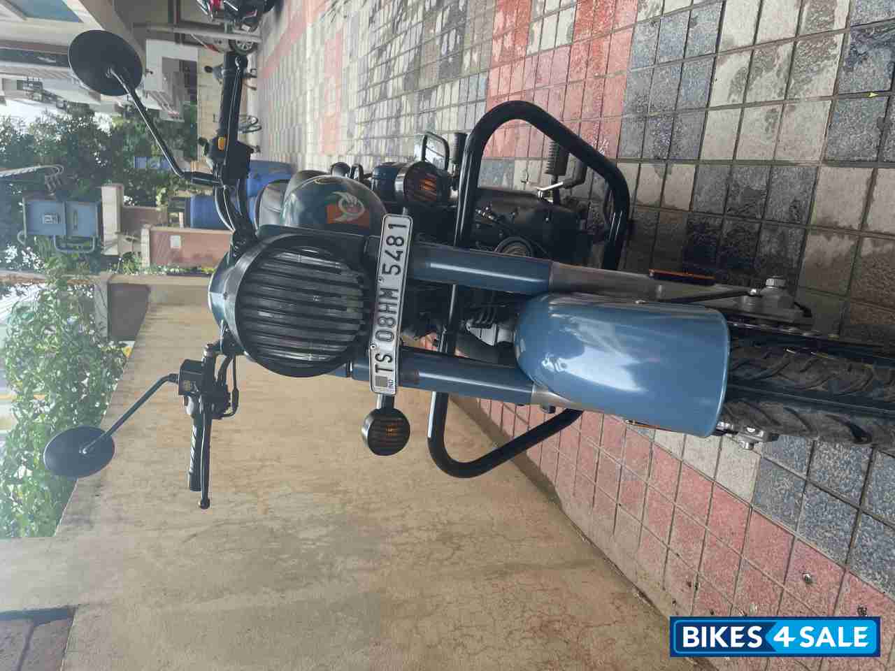 Royal Enfield Classic 350 Dual Channel BS6 Royal Enfield Classic 350 Dual Channel BS6