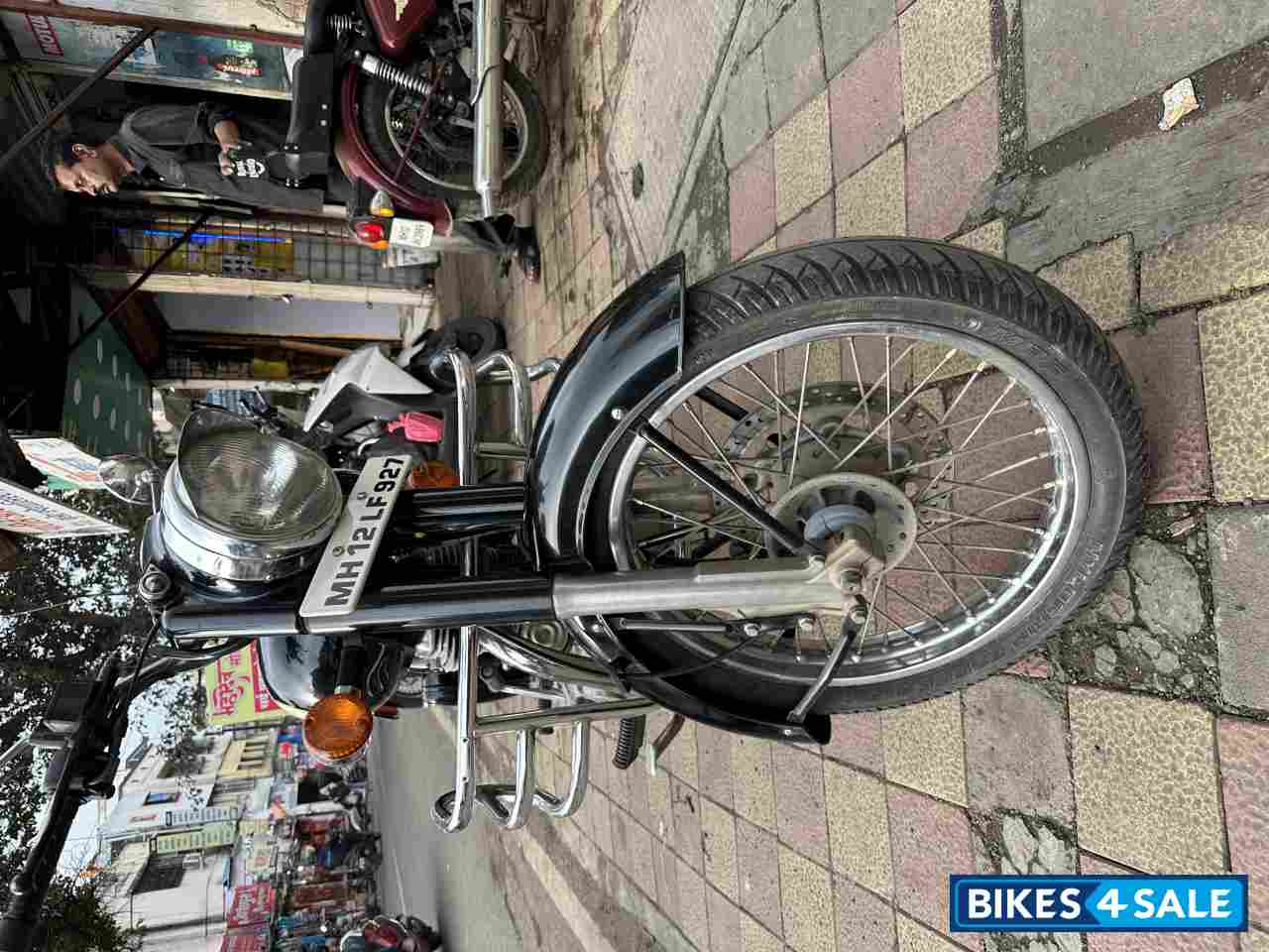 Royal Enfield Classic 350 Royal Enfield Classic 350