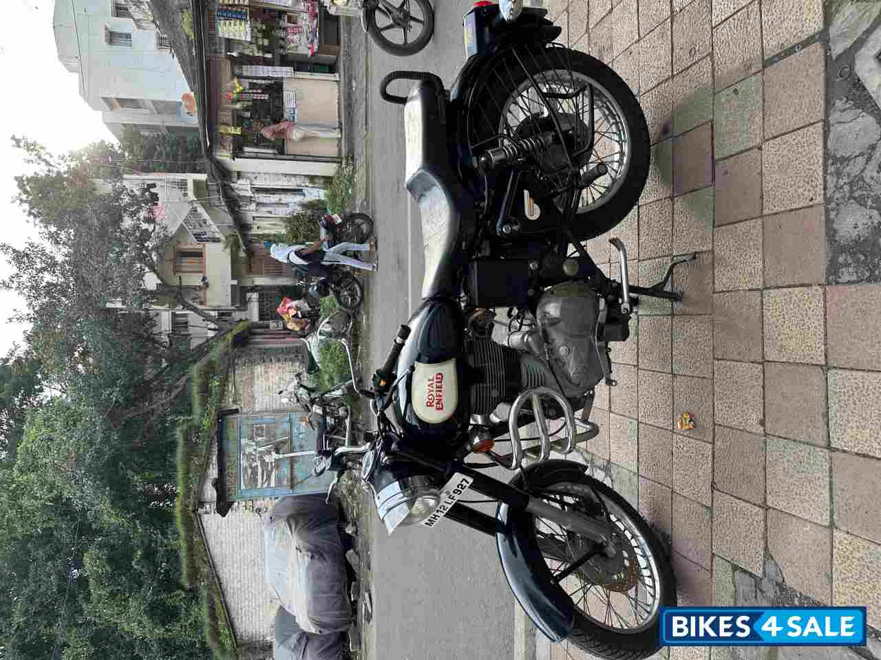 Royal Enfield Classic 350 Royal Enfield Classic 350