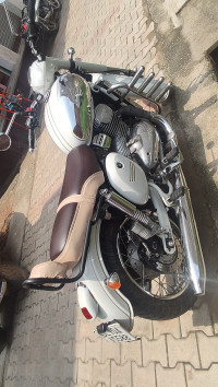 White Jawa Jawa BS6