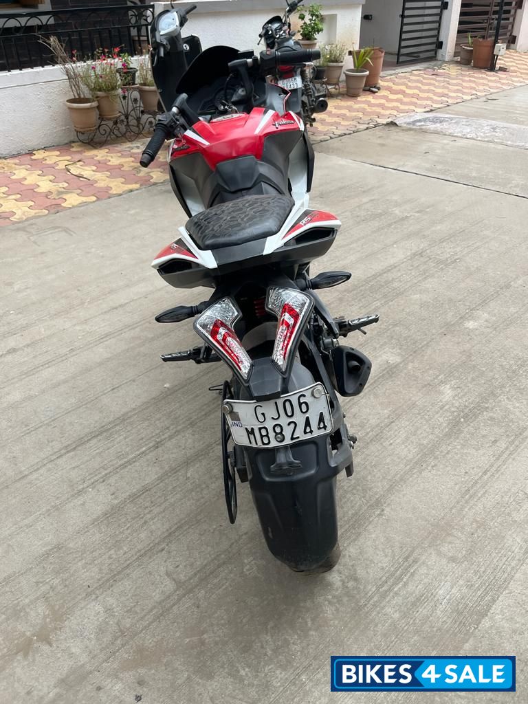 Red Bajaj Pulsar RS 200 ABS