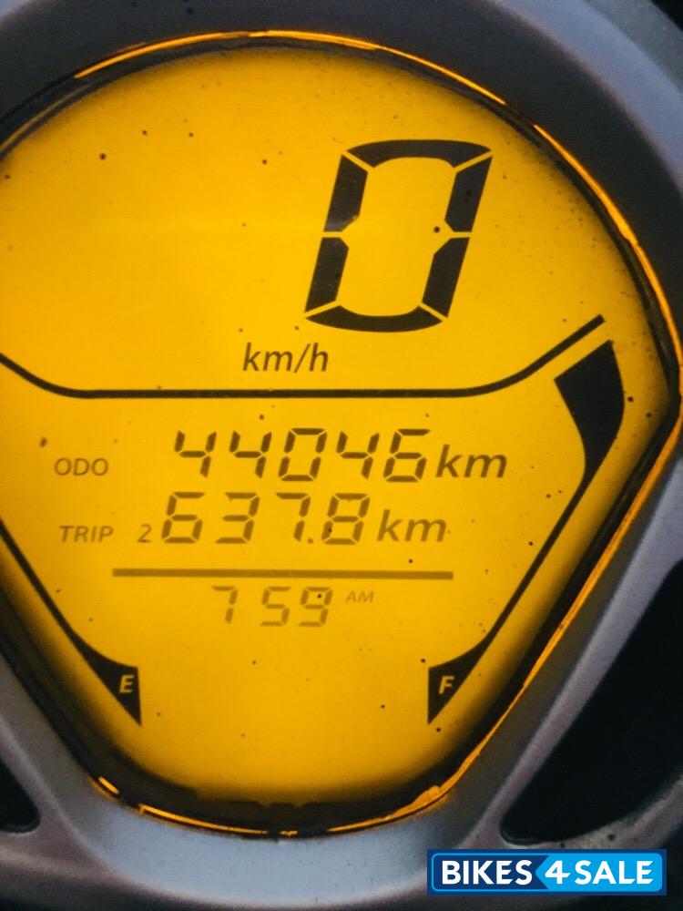 Bajaj Avenger 220 DTS-i Bajaj Avenger 220 DTS-i