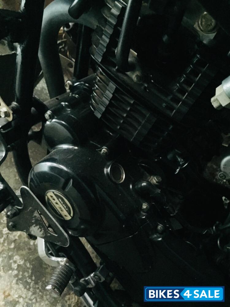 Bajaj Avenger 220 DTS-i Bajaj Avenger 220 DTS-i