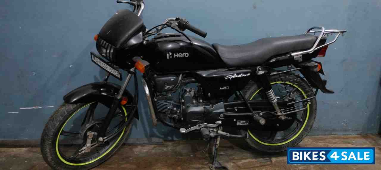 Hero Splendor Plus Black and Accent