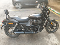 Black Mat Harley Davidson Street 750