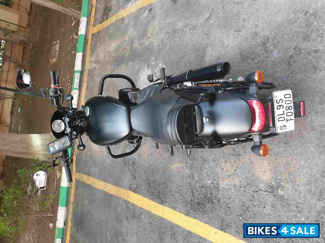 Black Mat Harley Davidson Street 750