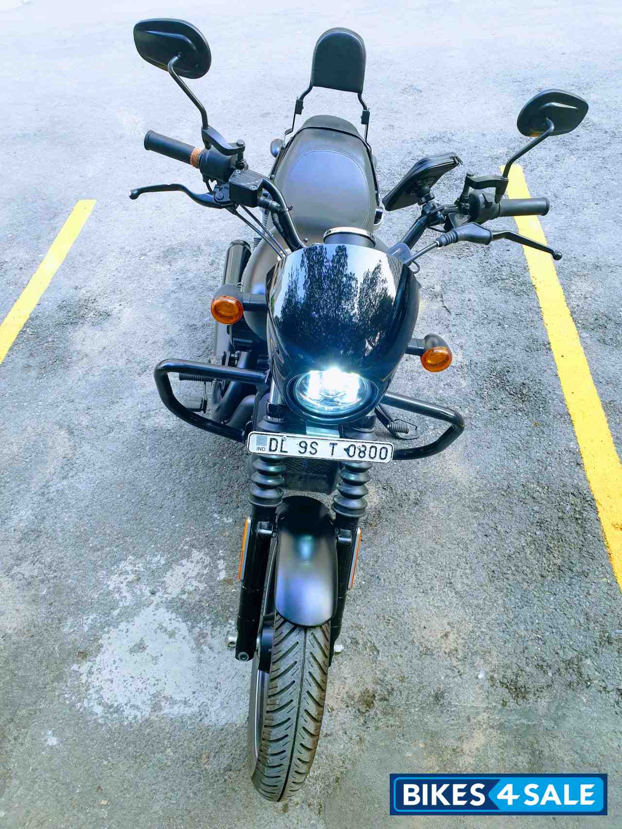 Black Mat Harley Davidson Street 750