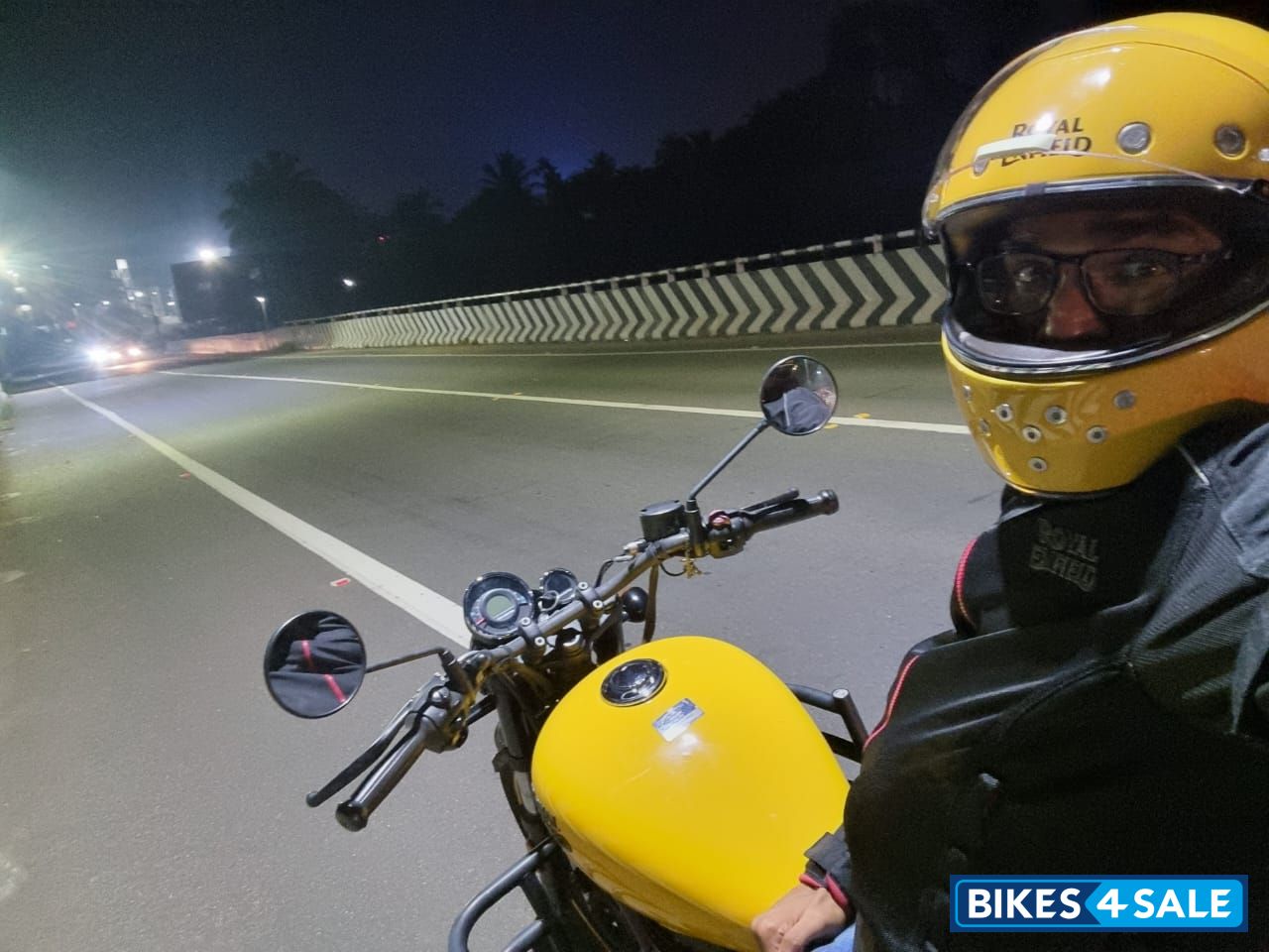 Yellow Royal Enfield Meteor 350 Fireball