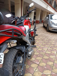 Mahindra Mojo XT 300