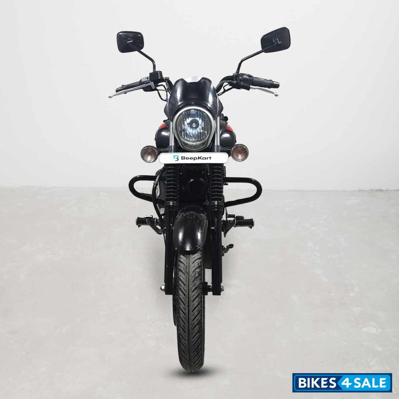 Bajaj Avenger Street 220