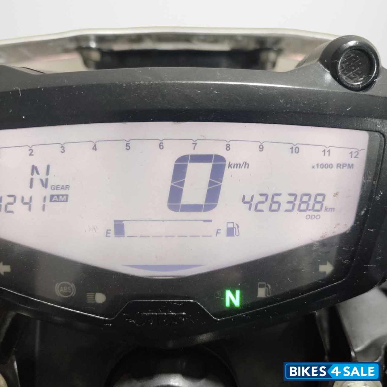 TVS Apache RTR 200 4V