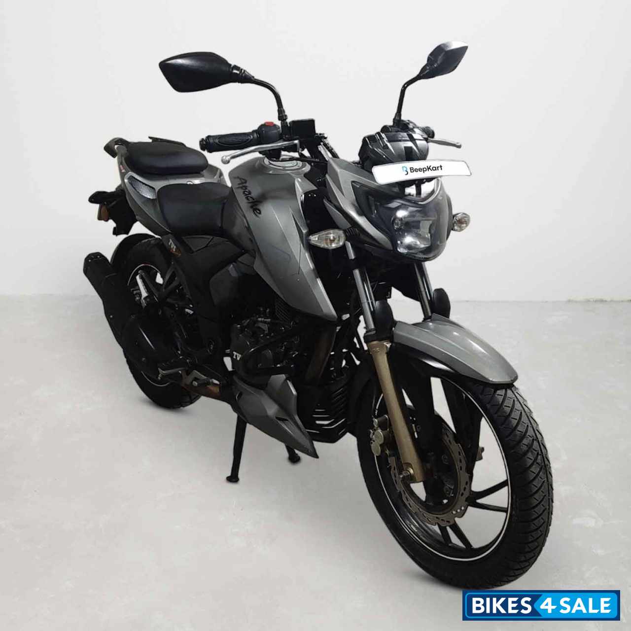 TVS Apache RTR 200 4V
