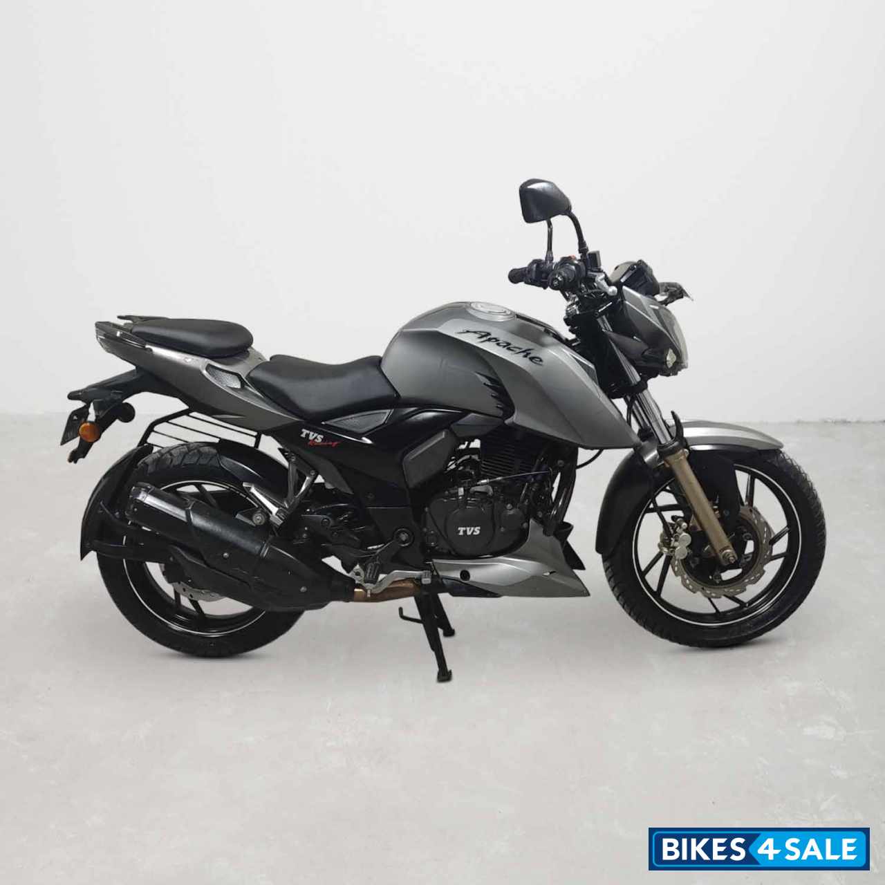 TVS Apache RTR 200 4V