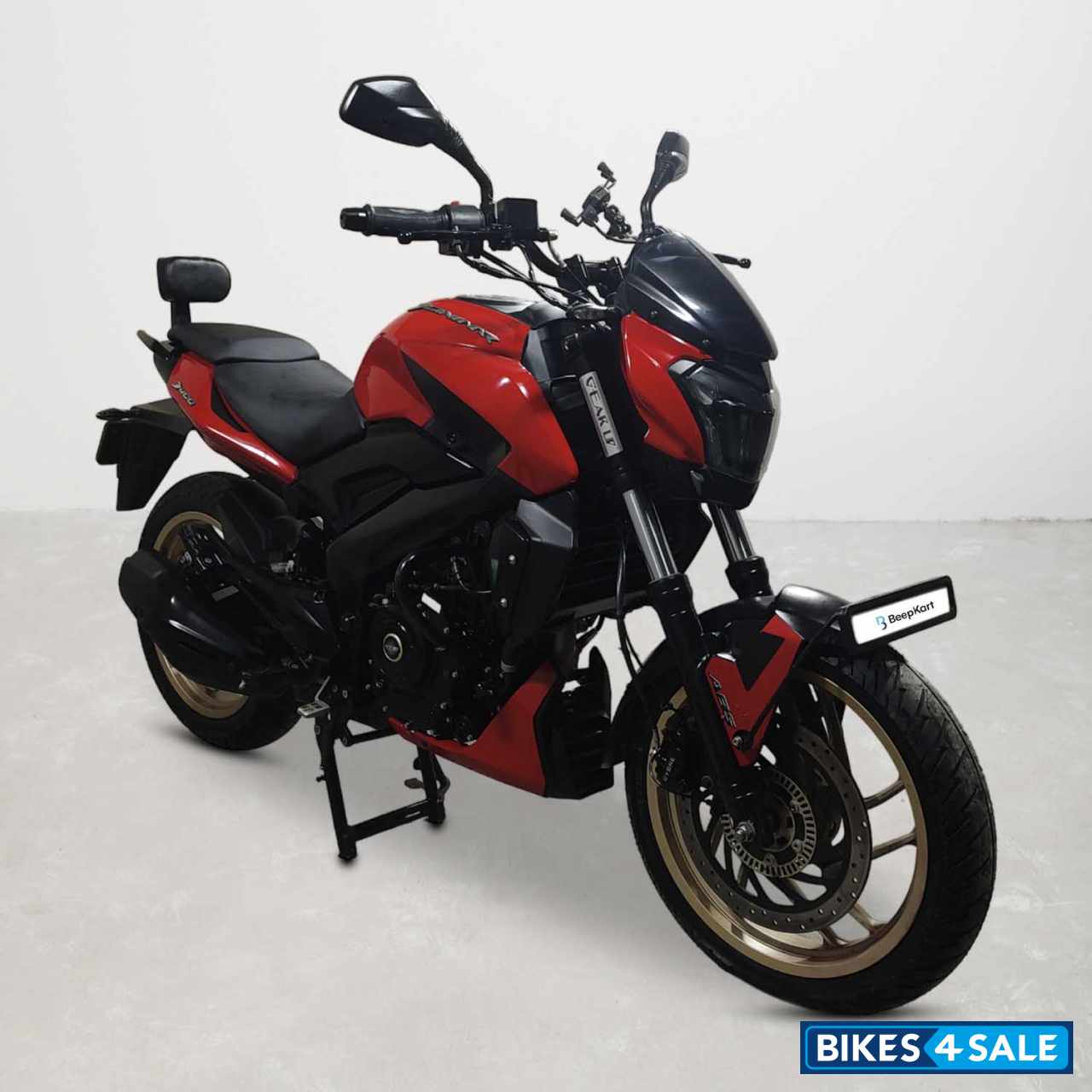 Bajaj Dominar 400
