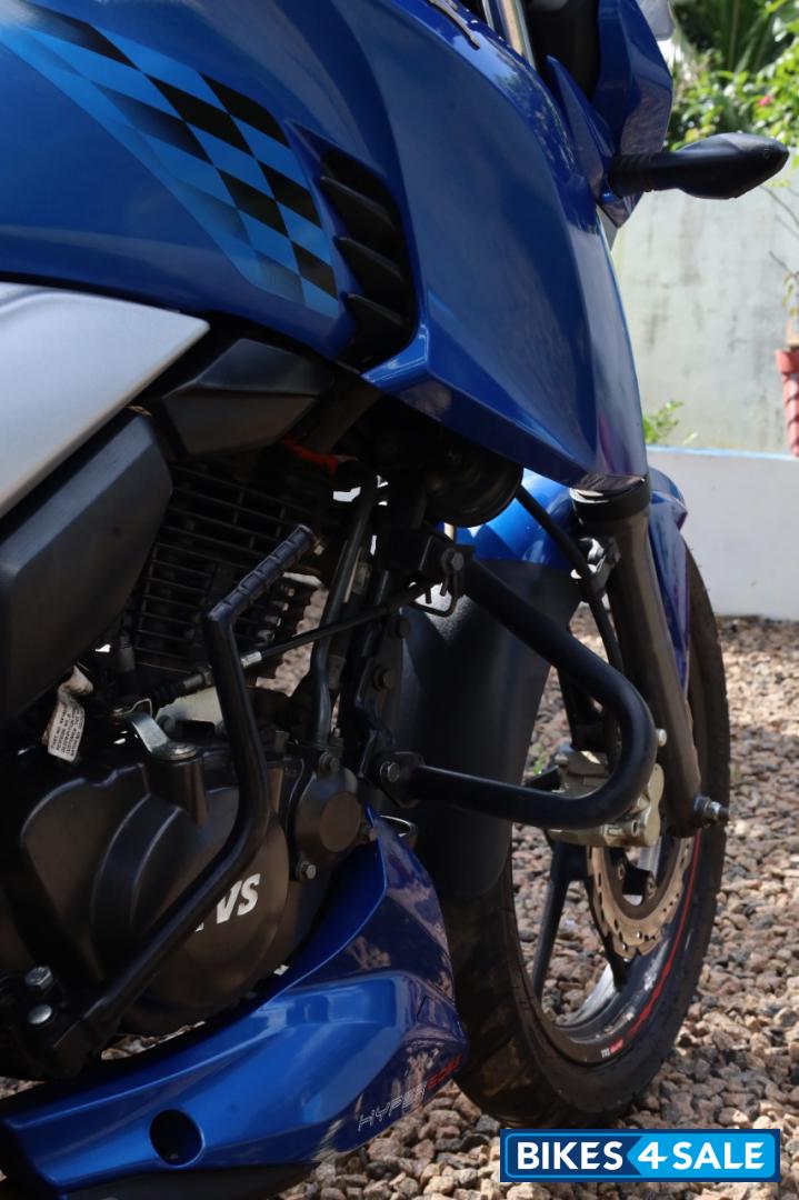 TVS Apache RTR 160 4V