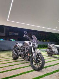 Bajaj Dominar 400 ABS BS6