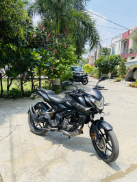 Bajaj Pulsar NS 160 BS6