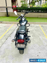 Black Bajaj Avenger Street 220