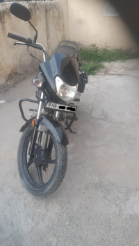 Grey Black Hero HF Deluxe