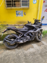 Bajaj Pulsar RS 200 BS6