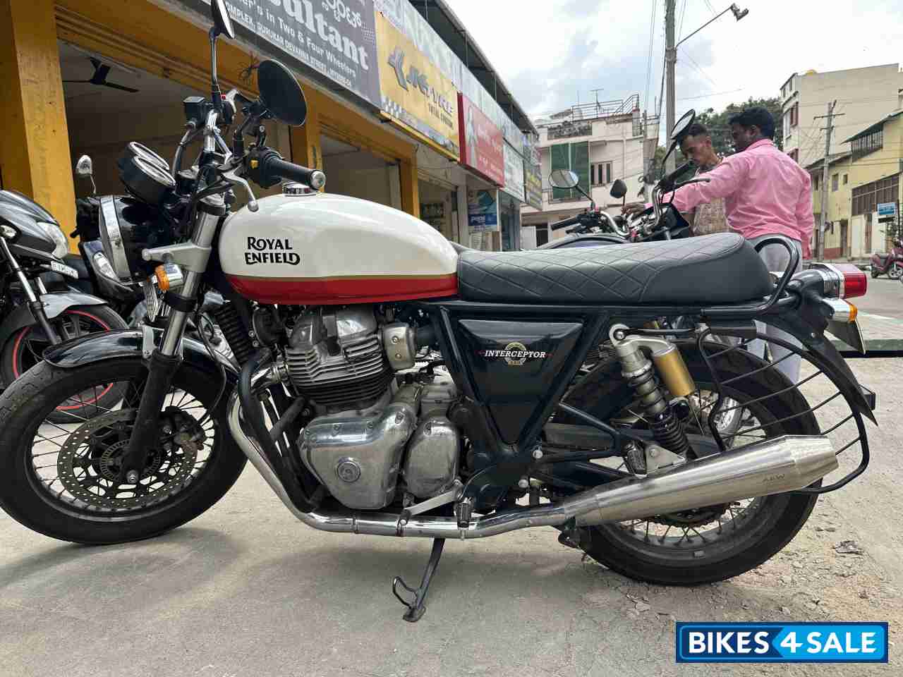 Royal Enfield Interceptor 650 Twin