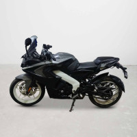 Bajaj Pulsar RS 200
