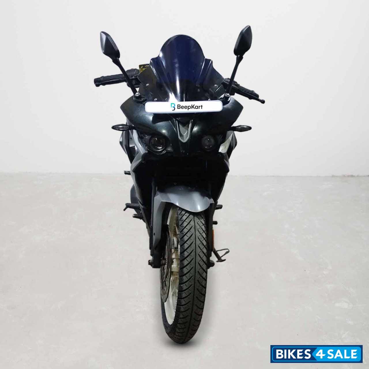 Bajaj Pulsar RS 200