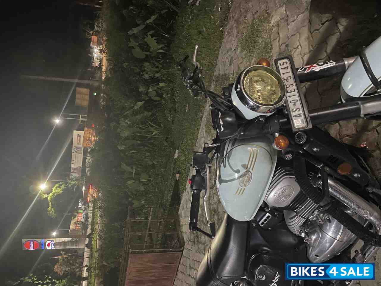 Haileys Teal Jawa 42 Dual Channel ABS Cosmic Carbon