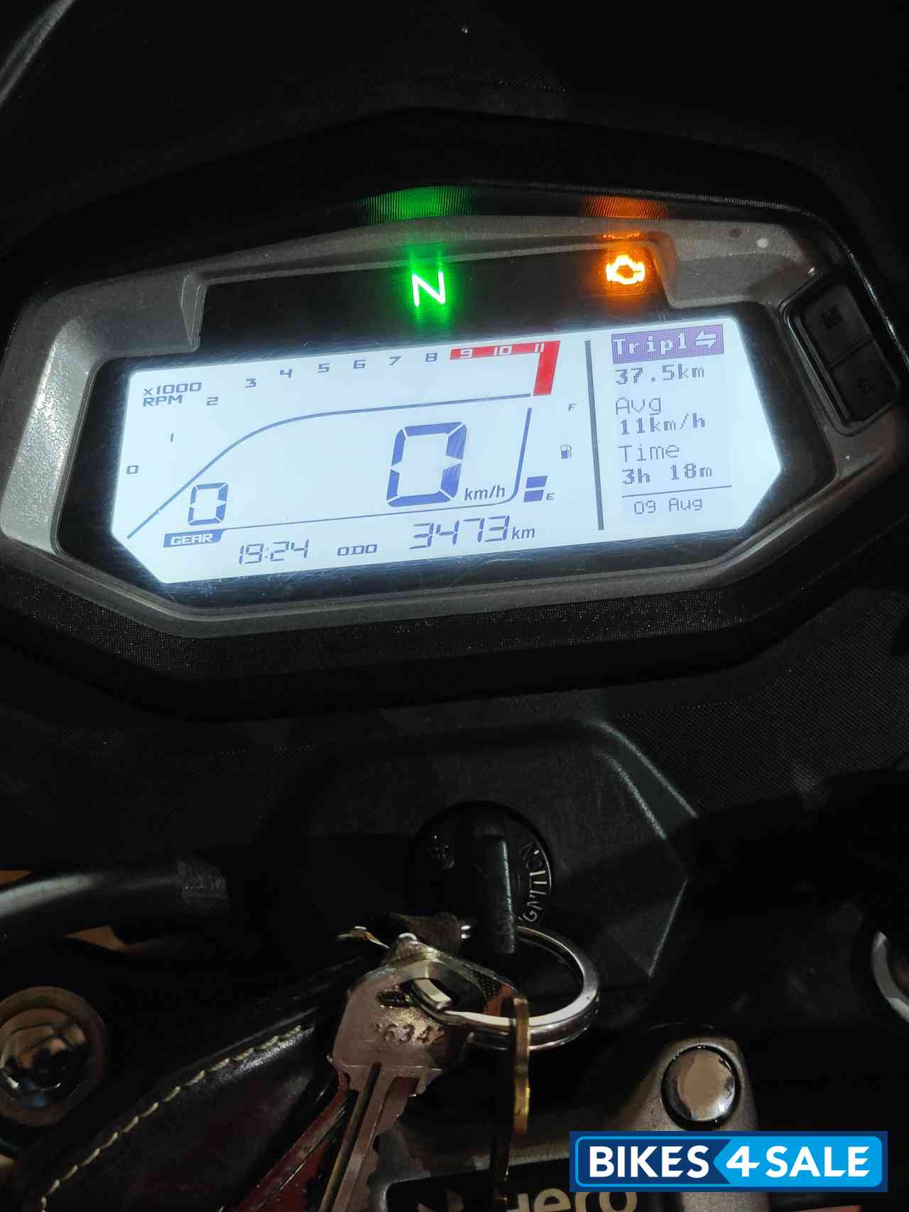 Red Hero Glamour Xtec