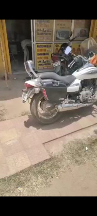 Bajaj Avenger Cruise 220 BS6