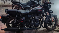 Stealth Black Royal Enfield Classic Stealth Black