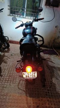 Stealth Black Royal Enfield Classic Stealth Black