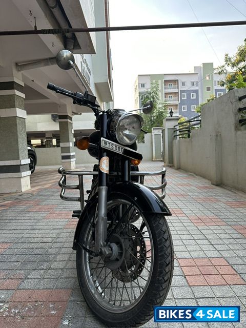 Black Royal Enfield Classic 350 Black Royal Enfield Classic 350