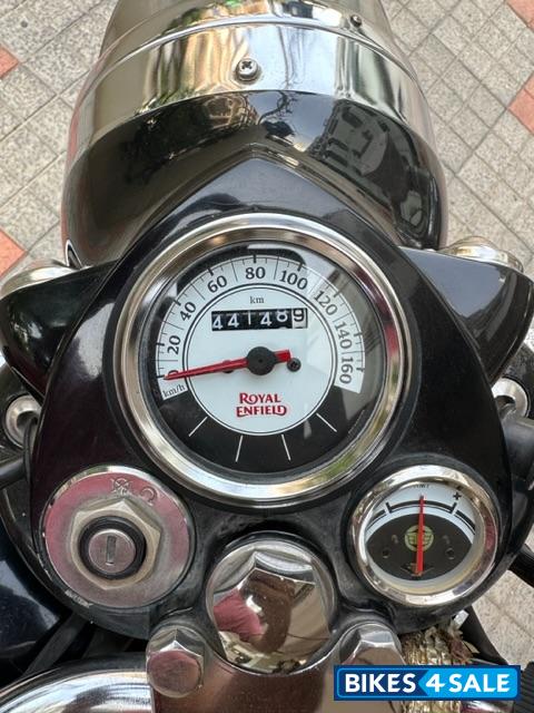 Black Royal Enfield Classic 350 Black Royal Enfield Classic 350