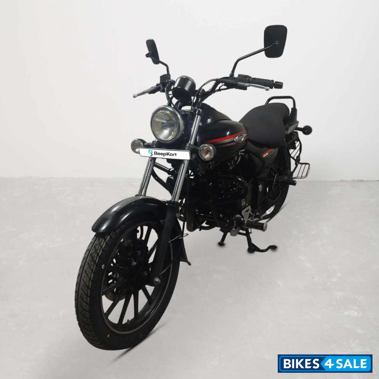 Bajaj Avenger Street 220