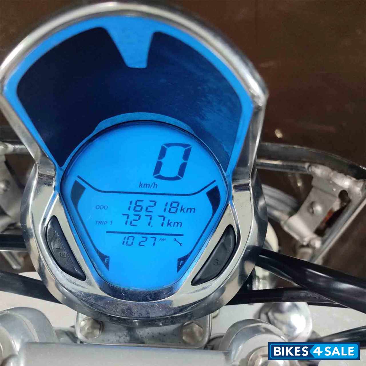 Bajaj Avenger Cruise 220