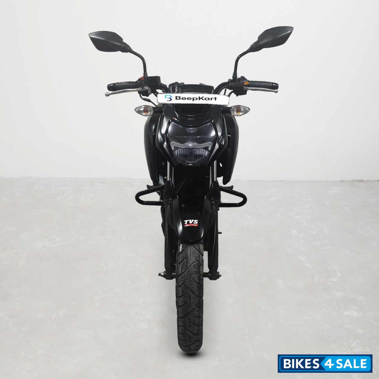 TVS Apache RTR 160 4V