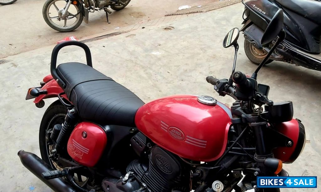 Oiron Red Jawa 42 Dual Channel ABS Orion Red