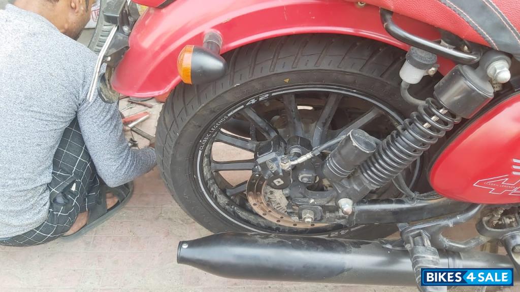 Oiron Red Jawa 42 Dual Channel ABS Orion Red