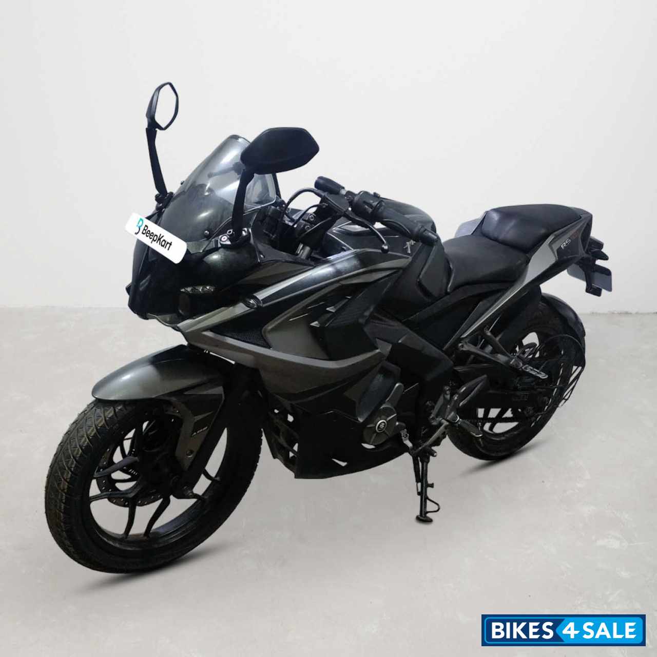 Bajaj Pulsar RS 200