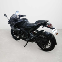 Bajaj Pulsar RS 200